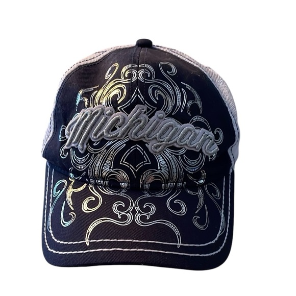 Signatures University Of Michigan Adjustable Cap Hat - Picture 2 of 7